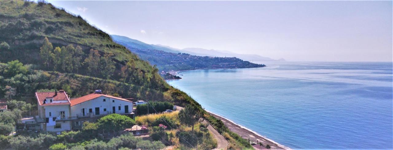 Tenuta Petreria Santo Stefano di Camastra Buitenkant foto