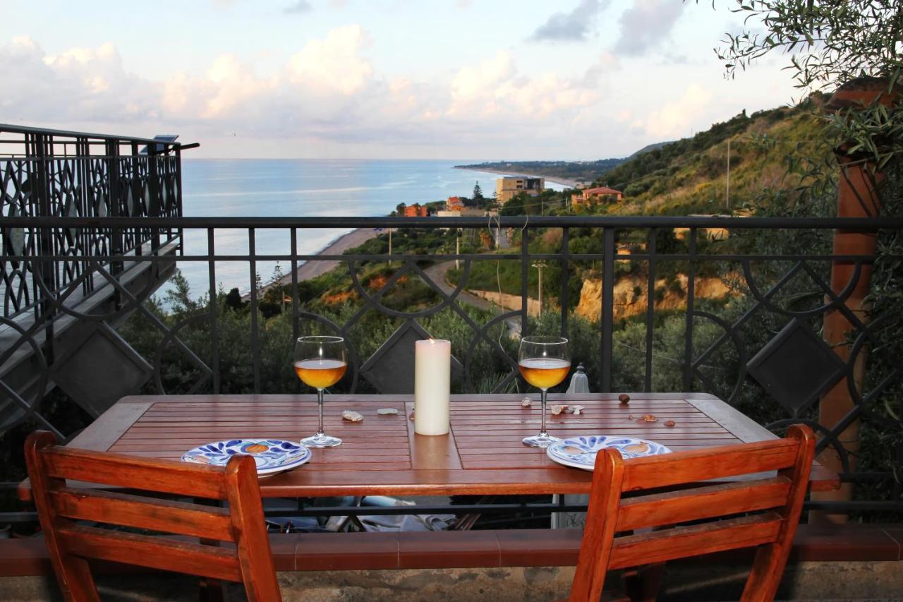 Tenuta Petreria Santo Stefano di Camastra Buitenkant foto